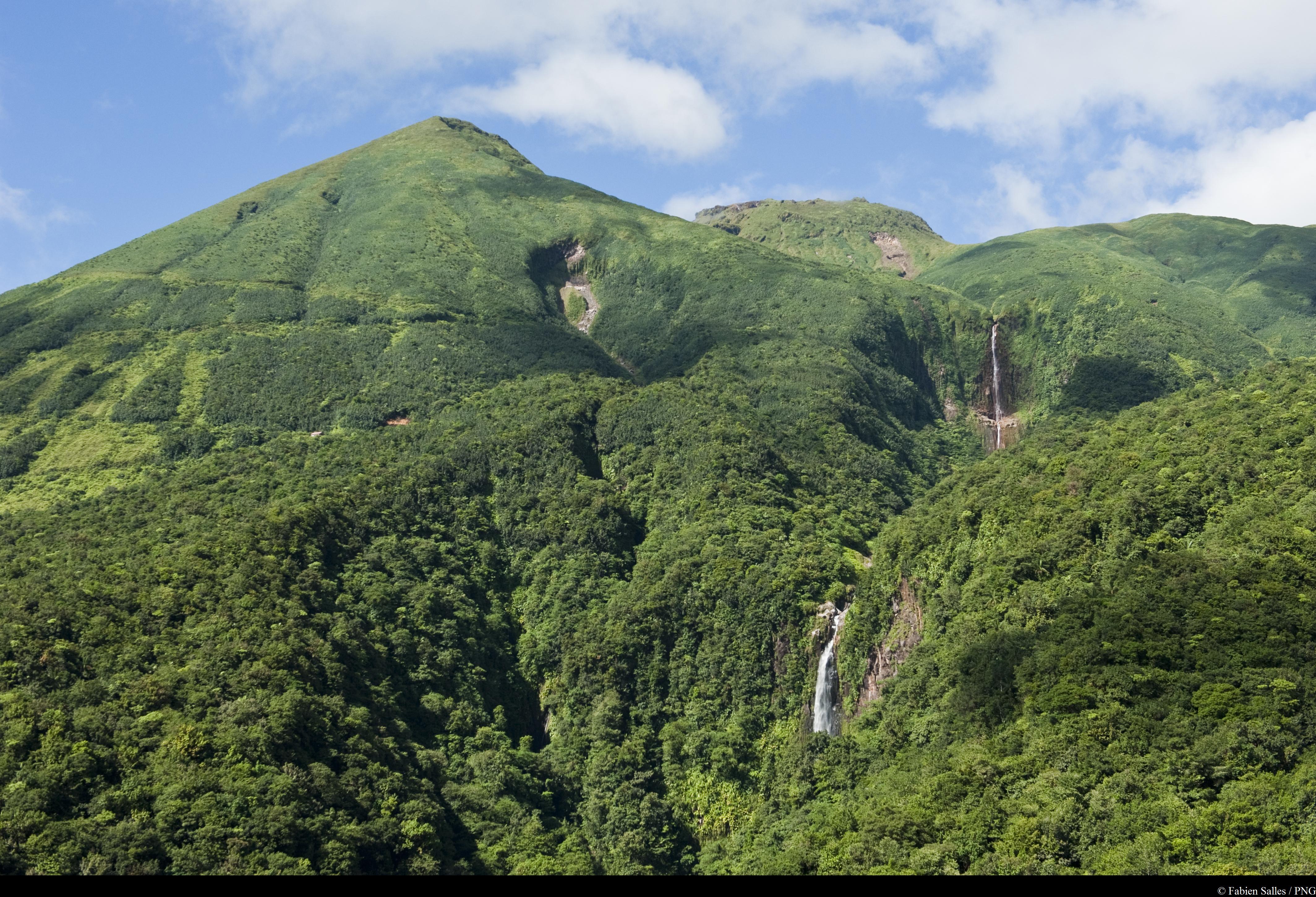 Les chutes du Carbet Parc national de la Guadeloupe